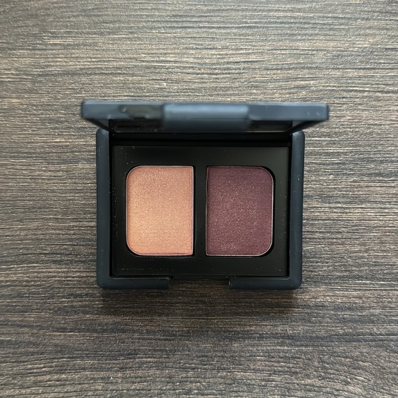NARS Duo Eyeshadow - Picture 3 of 3